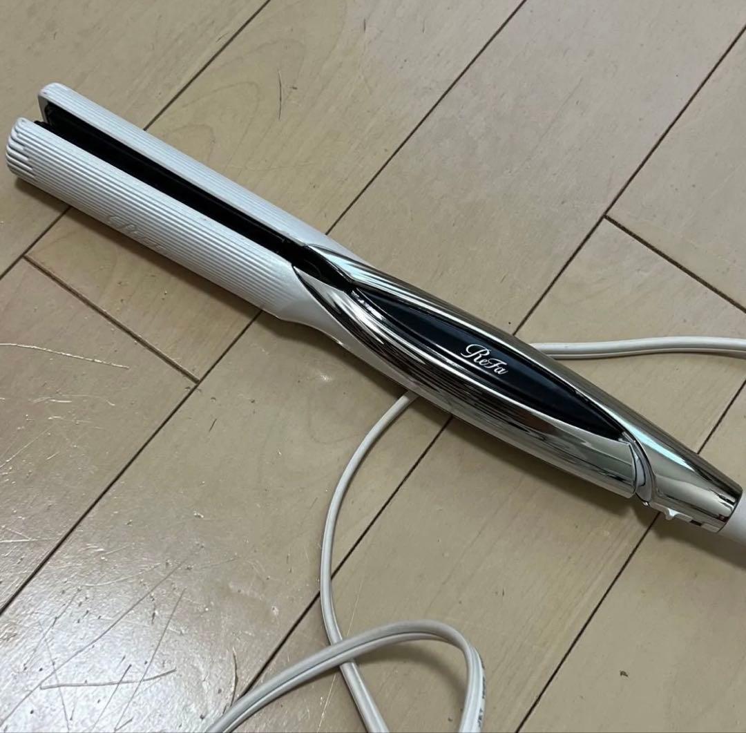 リファ　ストレートアイロン　ヘアアイロン