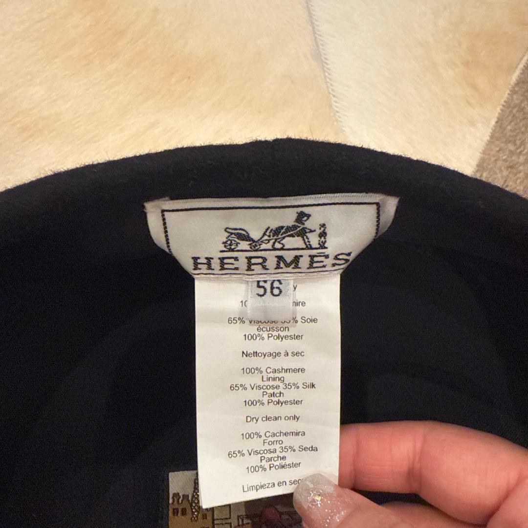 エルメス　黒のカシミヤ　ベレー帽