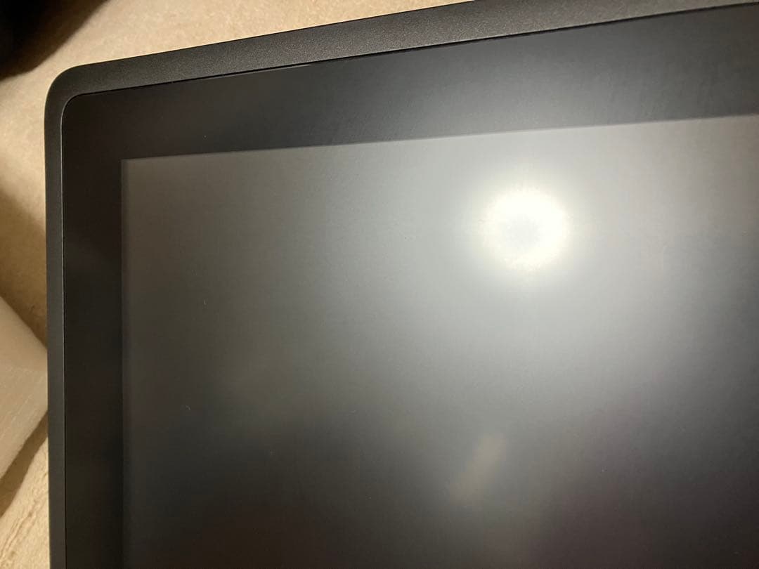 【あん】WACOM Cintiq 22 (DTK2260K0D)