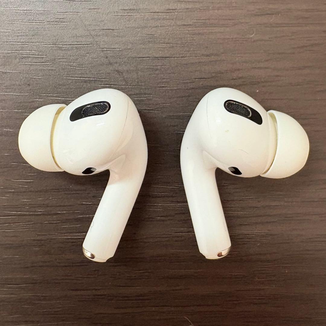 【純正】AirPodsPro(第1世代)2022年交換済み　未使用ケーブル付