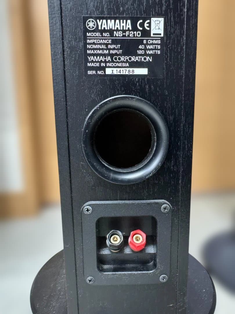 YAMAHA ヤマハ NS-F210 ブラック スピーカー2本セット