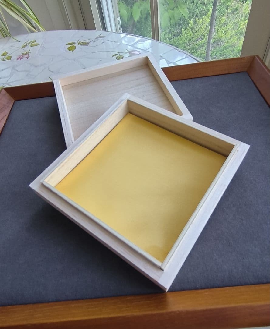 はち【鑑別書付】ミャンマーアイス翡翠のバングル（57～58ミリ）8771