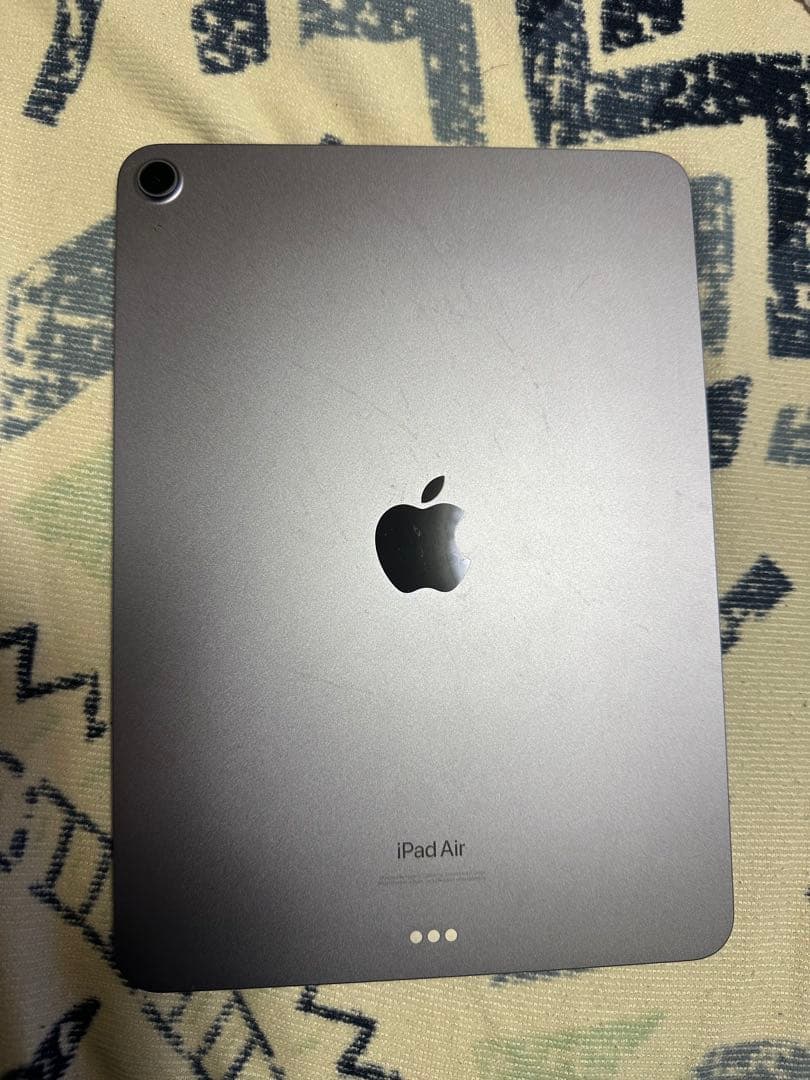 Apple iPad　Air(第5世代)10.9インチ　64GB