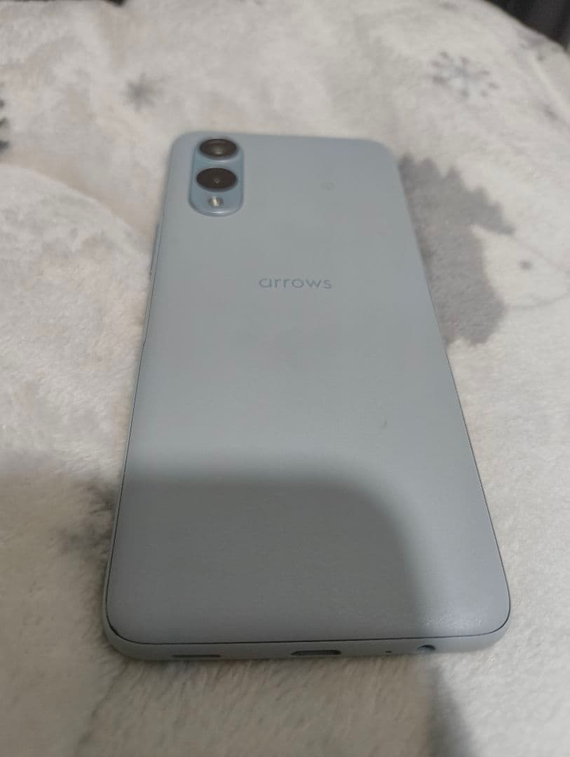 最新現行モデル！arrows we2 F-52E（ドコモ android15）