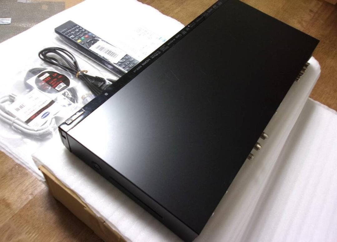 ■パナソニック ブルーレイレコーダー DMR-BWT510（２TB増量HDD）