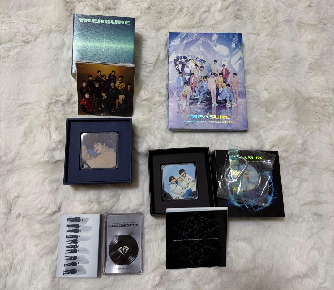 treasure アサヒ トレカ 団扇 アクスタ まとめ売り