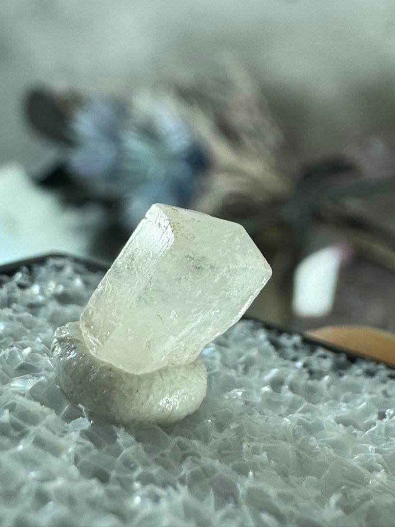 ケース付き　フェナカイト 六角柱　ビルマ　ミャンマー産