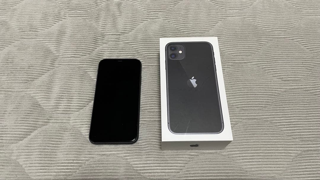 Apple iPhone 11 ブラック 本体 バッテリー94%