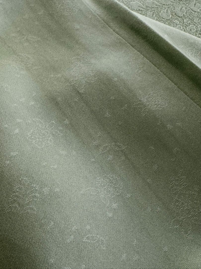 ＜松坂屋＞扱い　辻が花模様織り出し色無地着物