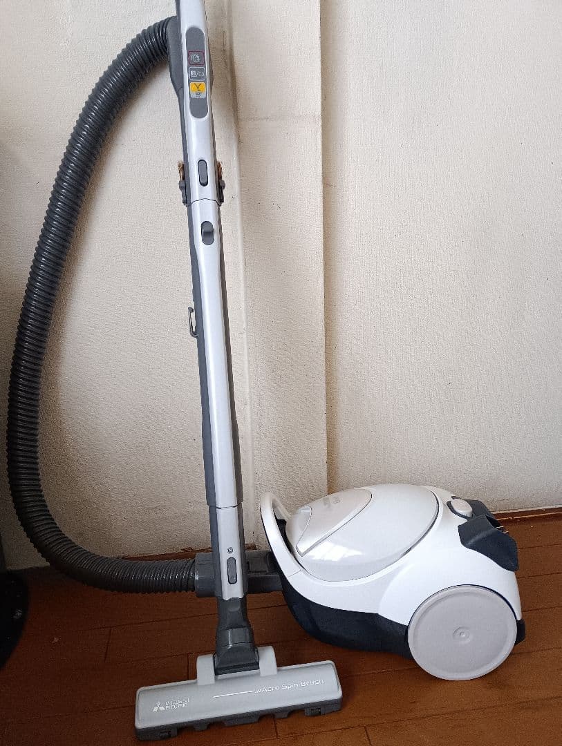 軽量型❗三菱、紙パック式掃除機(エアーノズル）