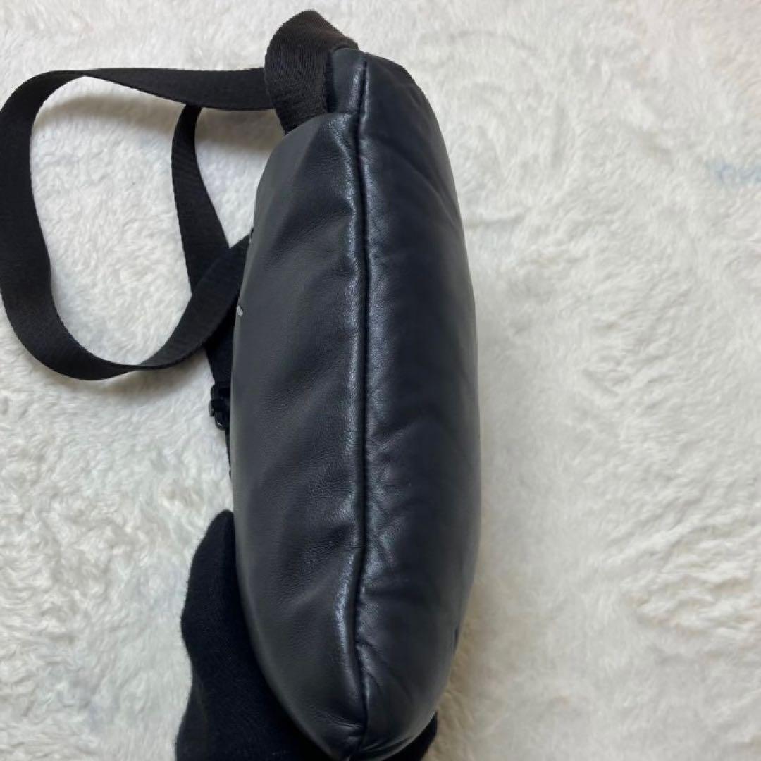 美品✨メゾンマルジェラ グラムスラム 4ステッチ 本革 ミニショルダーバッグ 黒