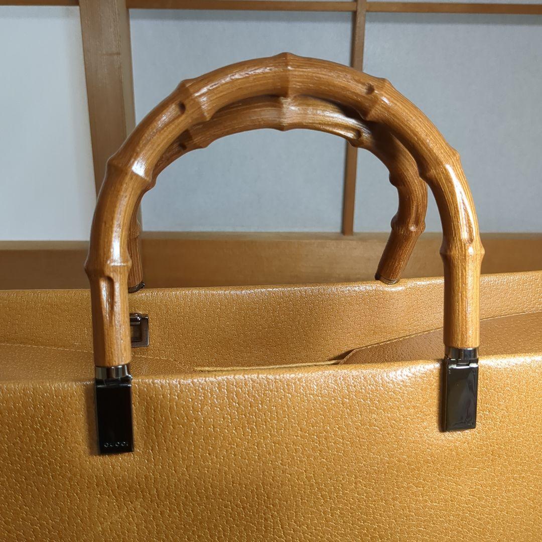 グッチ バンブー ハンドバッグ ビジネス
