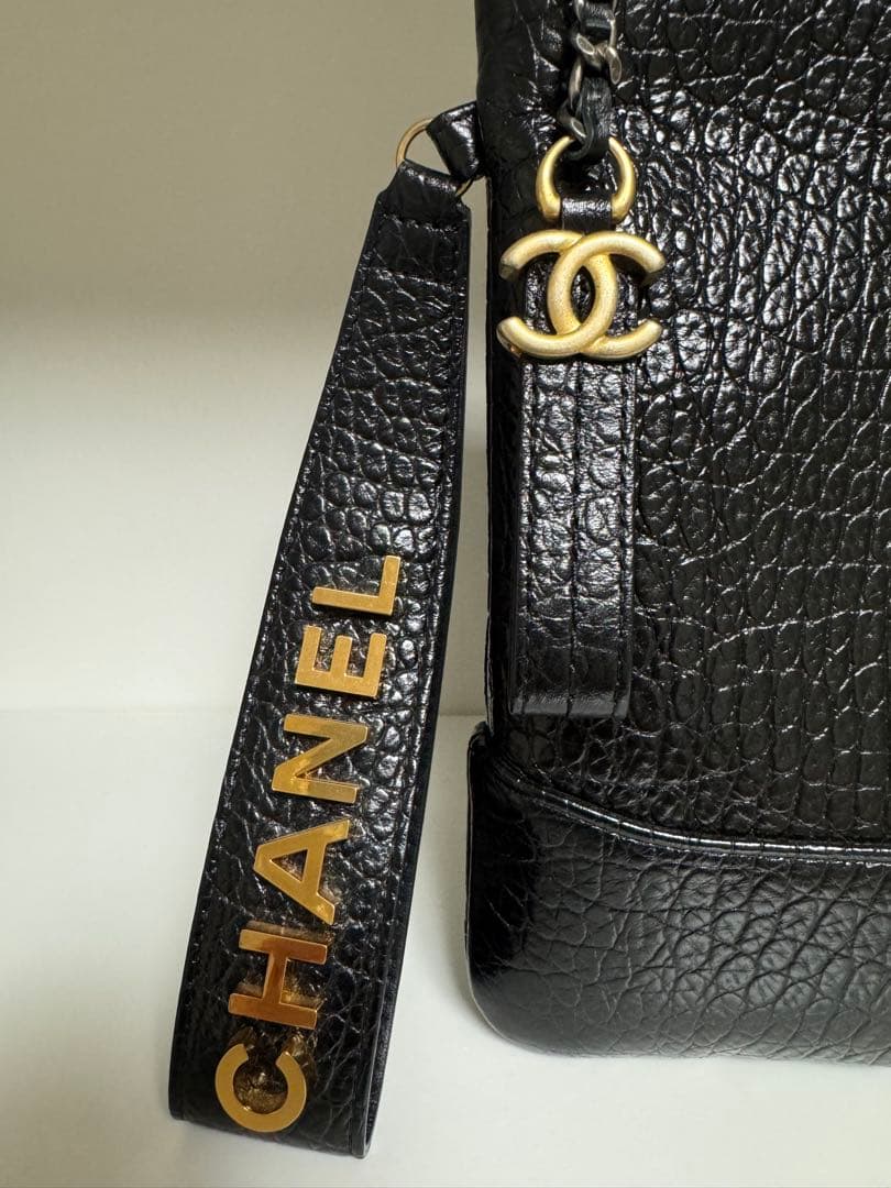 極美品 シャネル CHANEL ストラップ付クラッチバッグ クロコ型押し