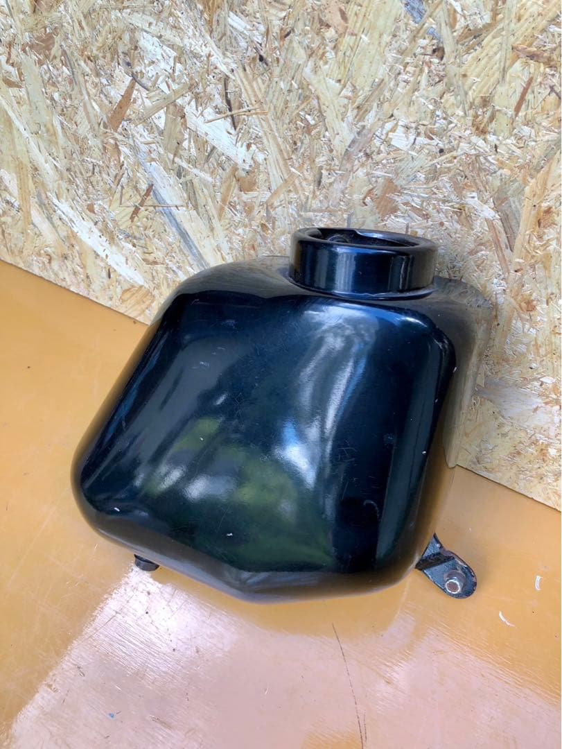 1970 ハーレー　Xlh xlch 900 1000 オイルタンク