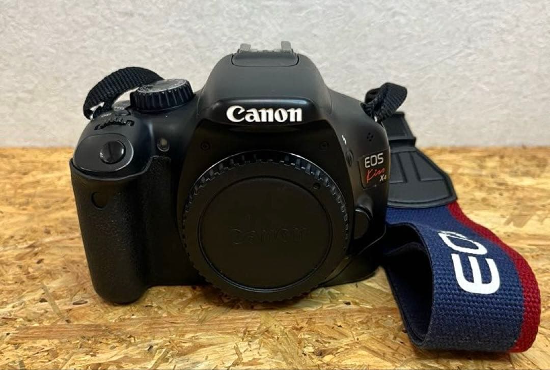 [送料無料]Canon EOS Kiss X4 一眼レフ 超望遠Wレンズセット他