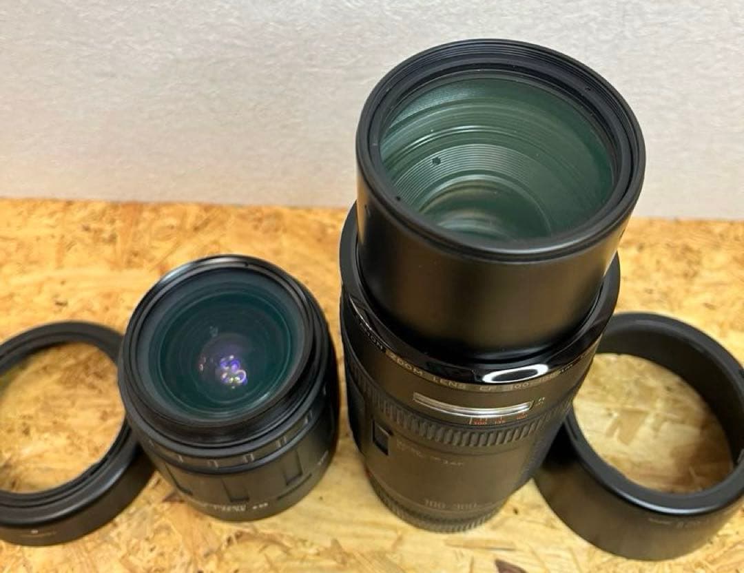 [送料無料]Canon EOS Kiss X4 一眼レフ 超望遠Wレンズセット他