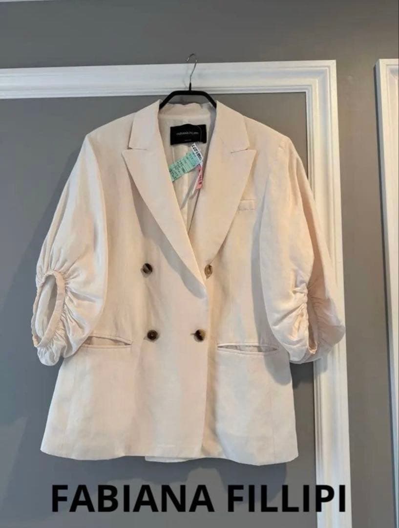 ⭐︎クローバー⭐︎FABIANA FILIPPI ベビーピンクダブルブレスト