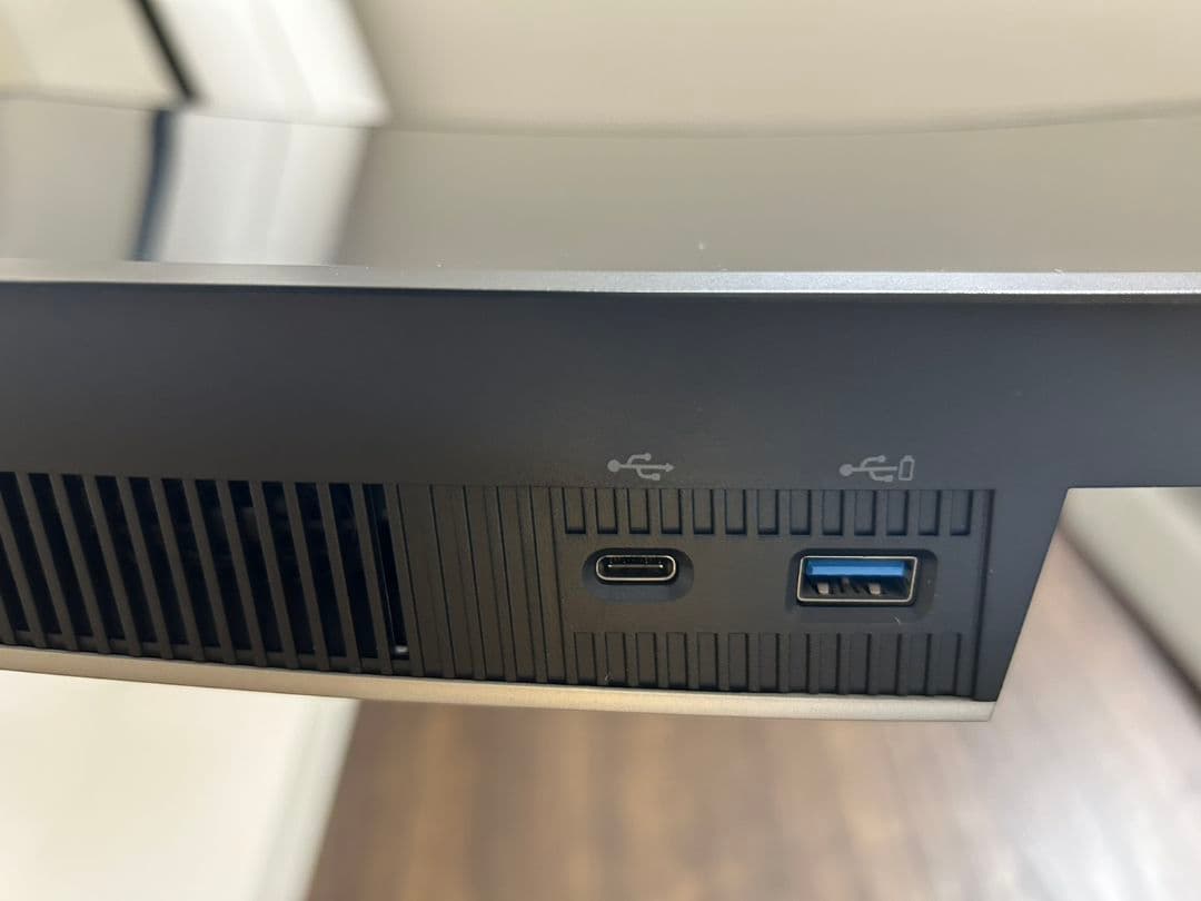 DELL Ultrasharp U4021QW 39.7インチ 曲面モニター