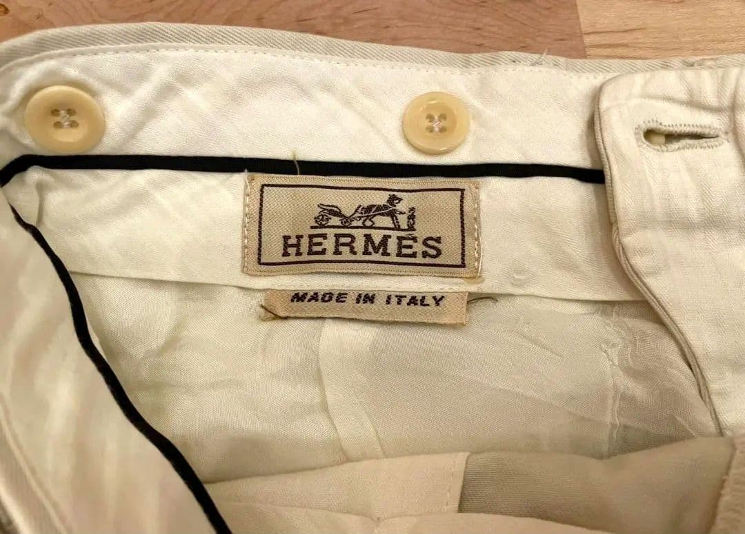HERMES クリーム色 プリーツスラックス