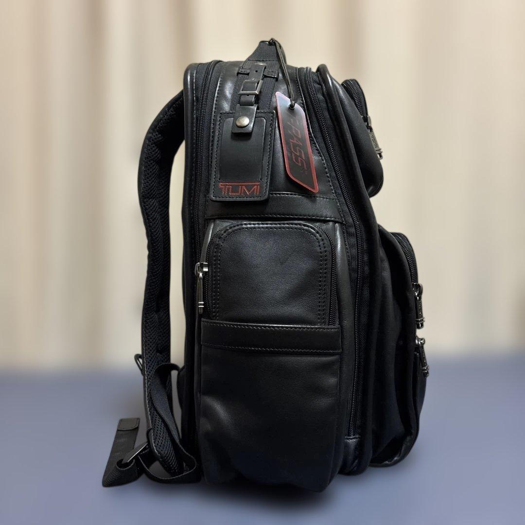 ✨希少美品✨　TUMI レザー製　リュック