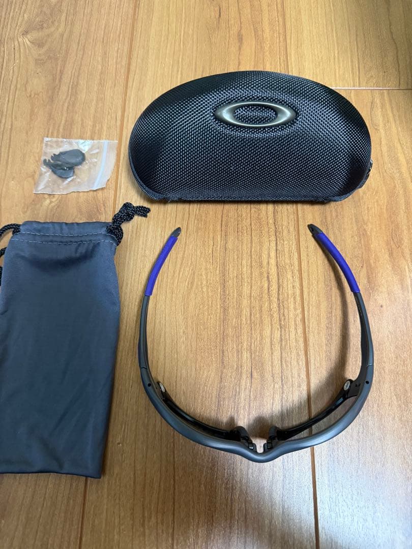 Oakley スポーツサングラス 黒/紫