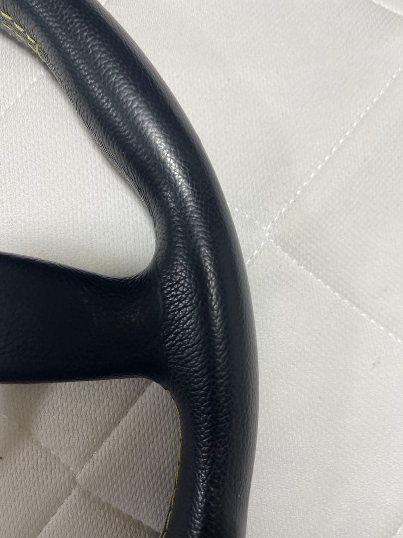 momo ステアリング　ヴェローチェV35