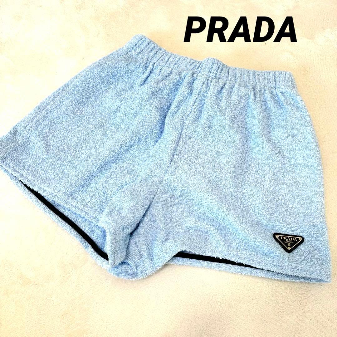 極美品✨PRADA ショートパンツ　水色　三角プレート　サイズ42
