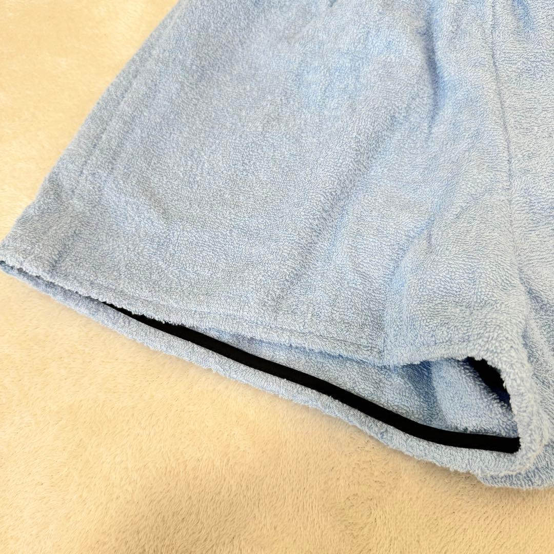 極美品✨PRADA ショートパンツ　水色　三角プレート　サイズ42