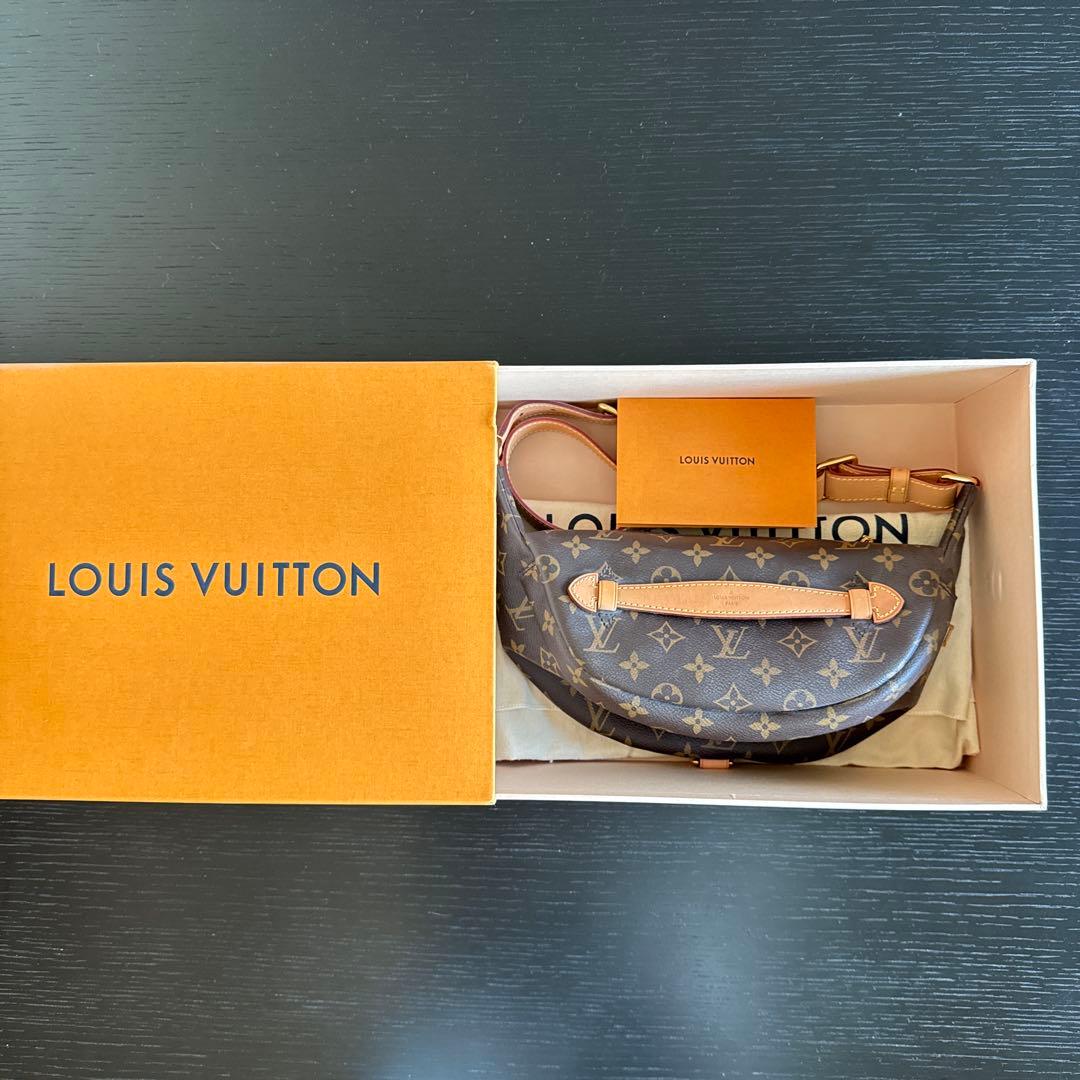 kana　LOUIS VUITTON バムバッグ ウエストバッグ