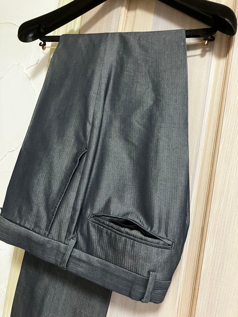 おいよ様　ルイヴィトンメンズスーツ