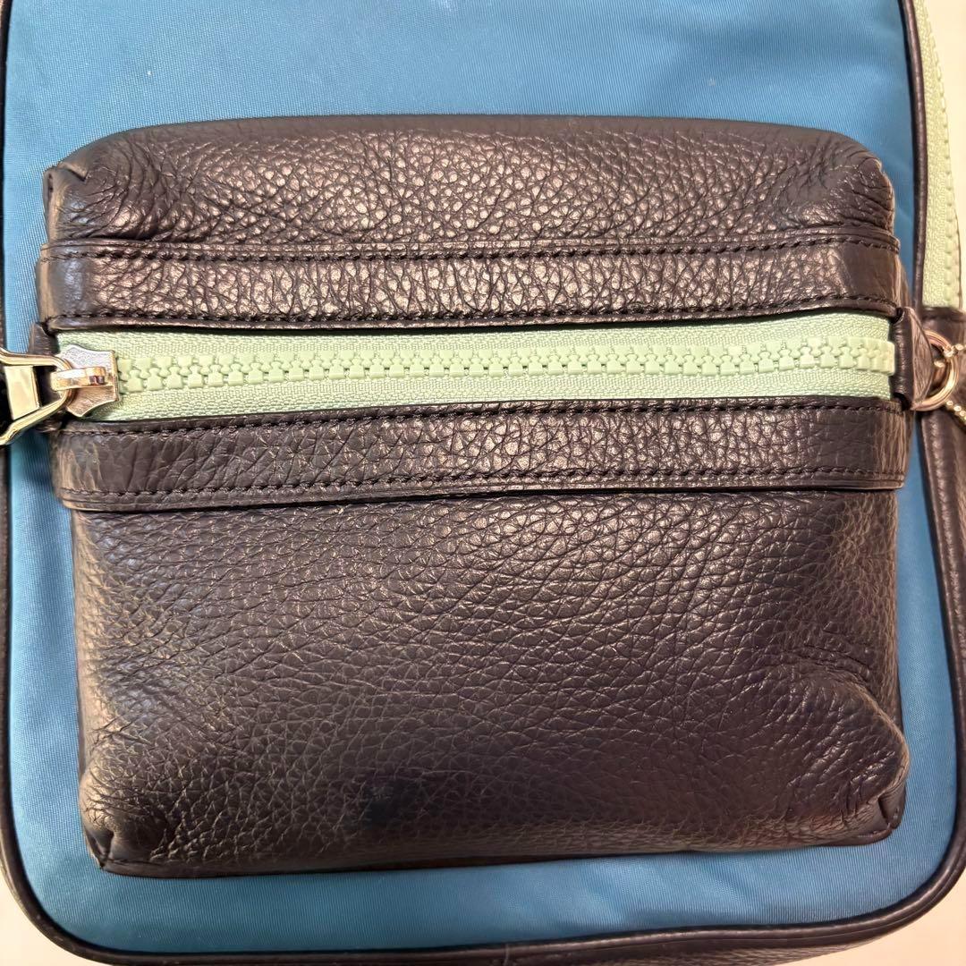 専用極美品　コーチ　ワンショルダーボディバッグ　ネイビー　レザー　ロゴワッペン