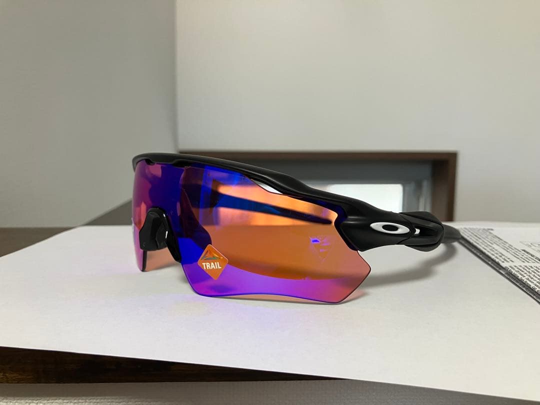 【ほぼ未使用】OAKLEY Radar EV Path（プリズムトレイルレンズ