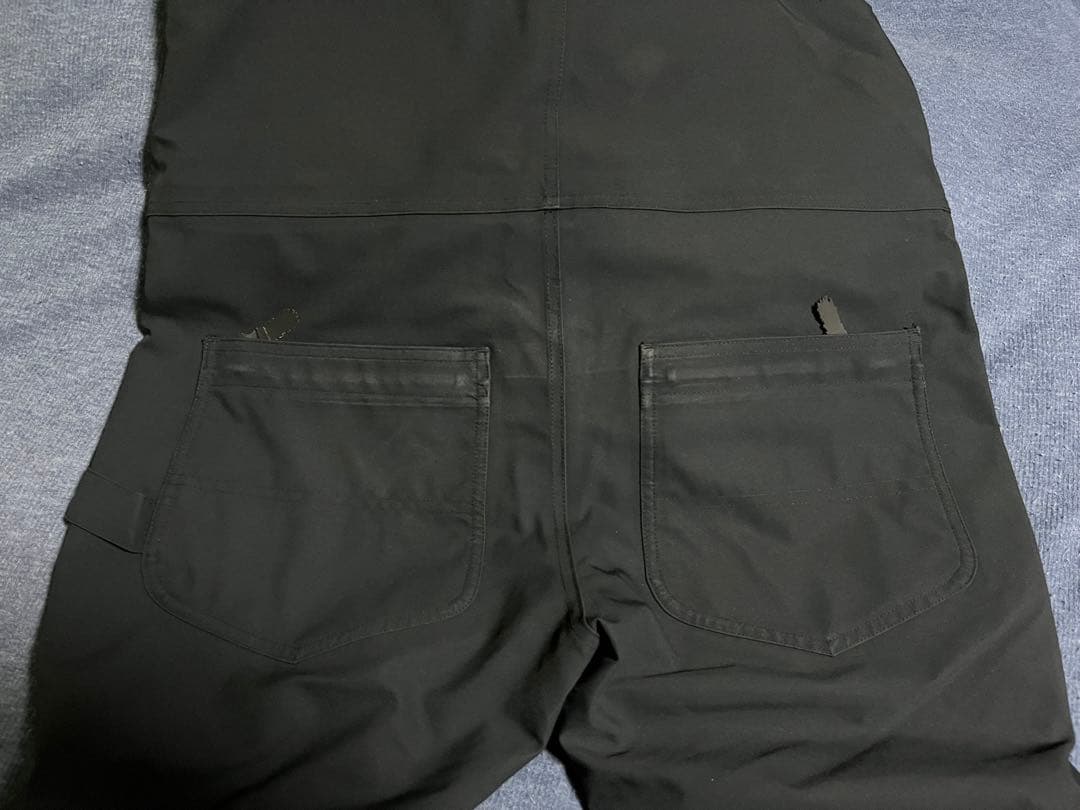 taka23　AIRBLASTER SASSY HOT BIB サイズＭ