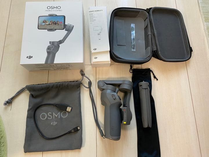ヤフオクにて落札終了　美品　DJI Osmo Mobile 3 Combo