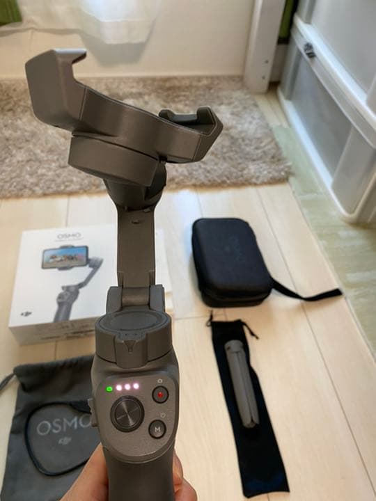 ヤフオクにて落札終了　美品　DJI Osmo Mobile 3 Combo
