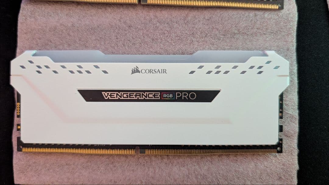 CORSAIRDDR4-3200MHz VENGEANCE16GB(8GB×2枚