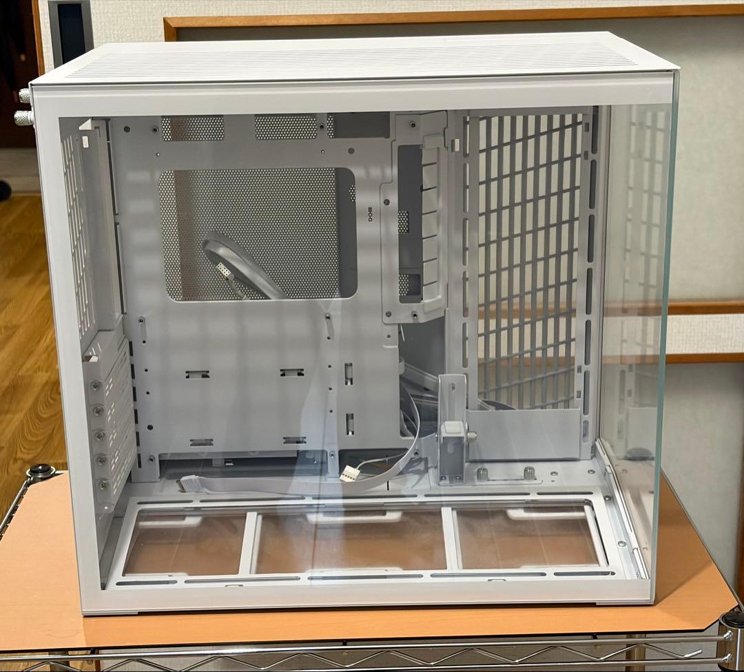 Lian Li O11D Mini V2 ホワイト