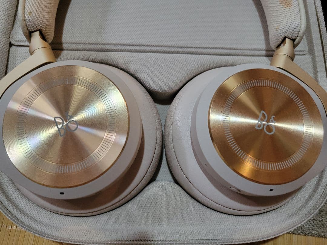 Bang & Olufsen Beoplay HX ワイヤレスヘッドホン