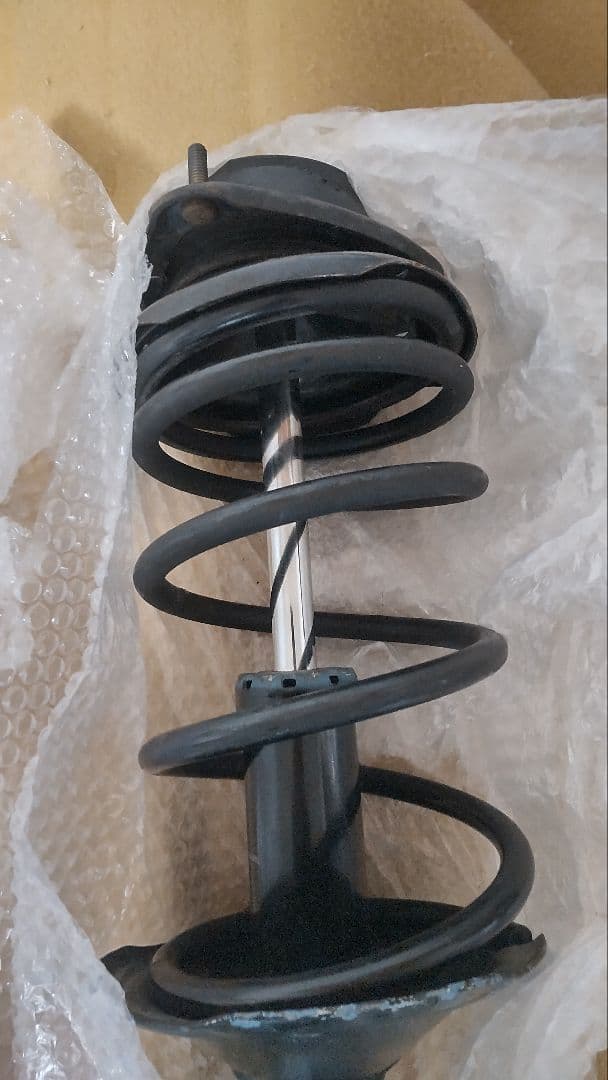 スバル　フォレスター　2代目　サスペンション一式！（TASG5 ）