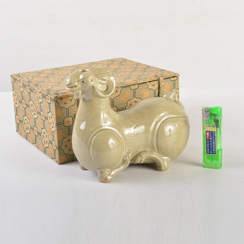 中国　倣越州窯青磁　羊形　火灯　燭台　証書付　C　6515