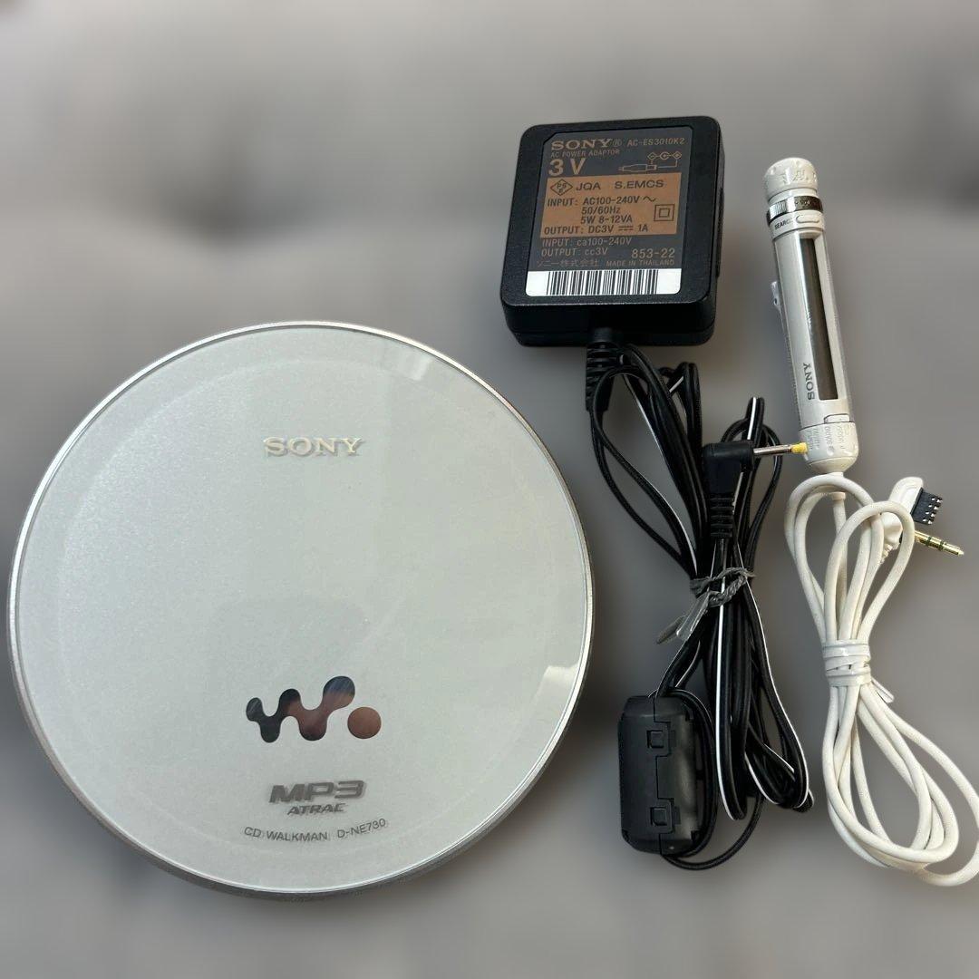 SONY MP3 ATRAC ポータブルCDプレーヤー　D-NE730　ソニー