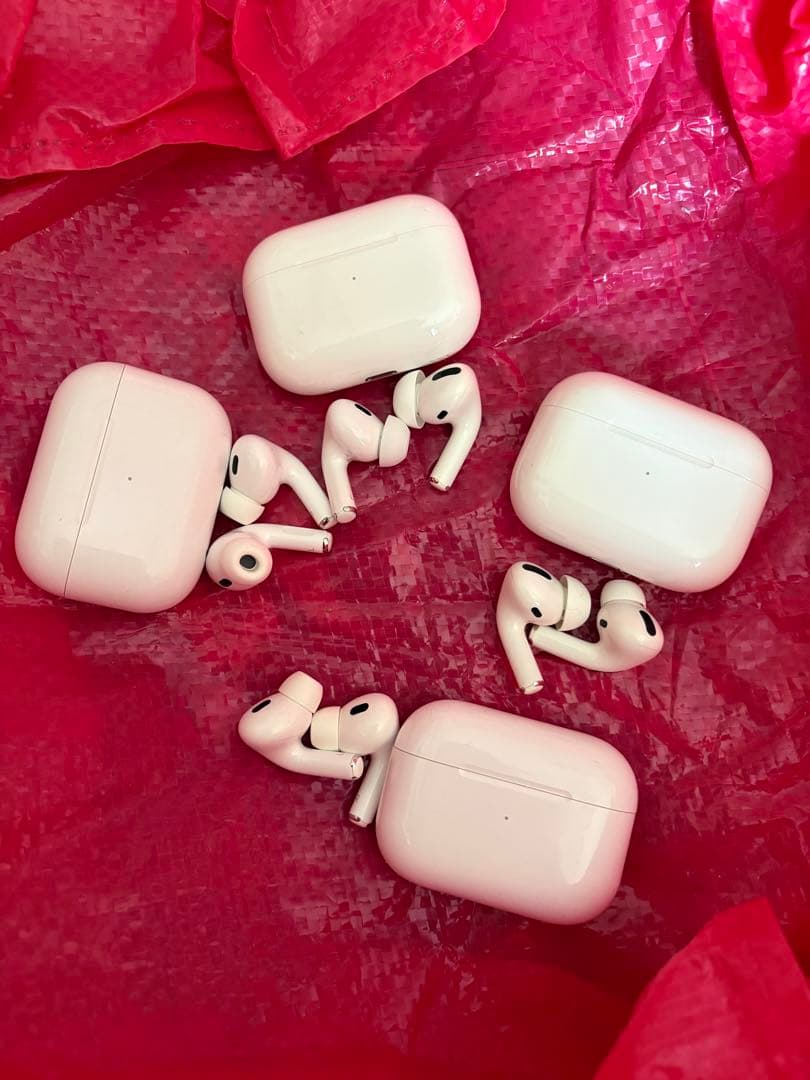 〈ジャンク品？AirPods本体4個セット☆ホワイト〉