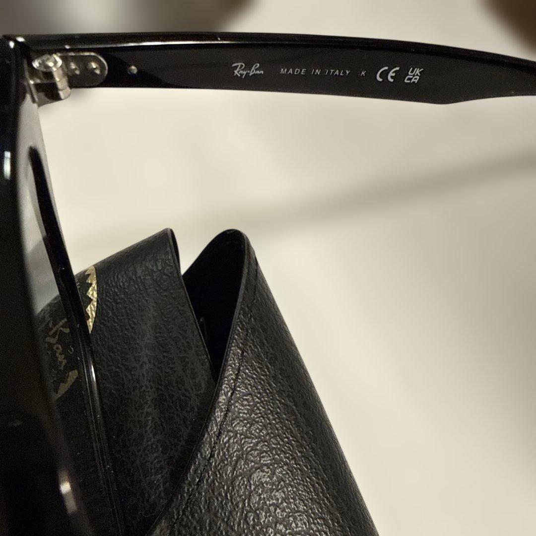 RayBanレイバンRB4258F 601/87