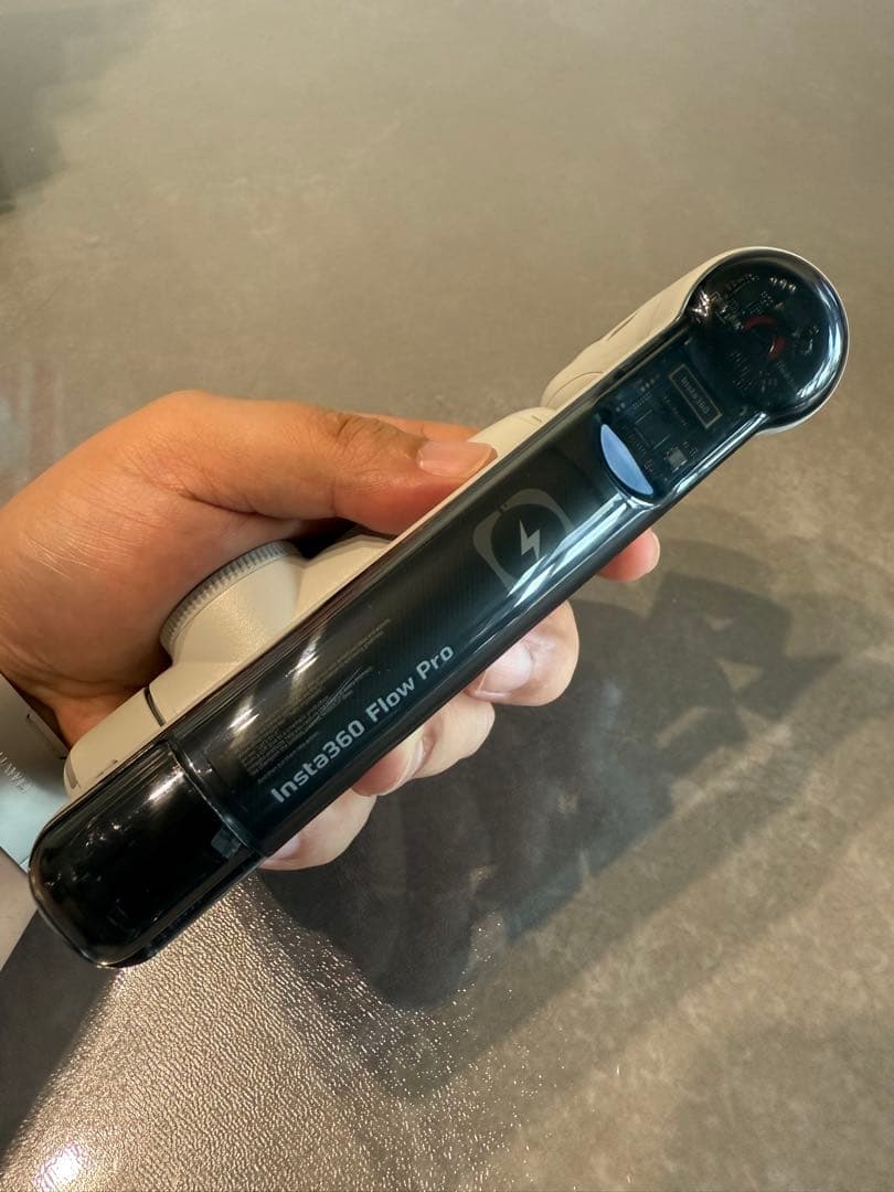 Insta360 flow pro スマートフォン用AI搭載ジンバル おまけあり