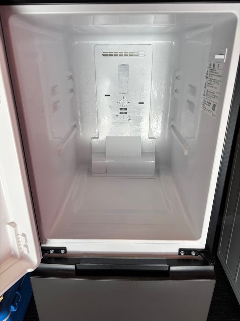 2023年製 冷蔵庫シャープノンフロンSJ-D15J-H