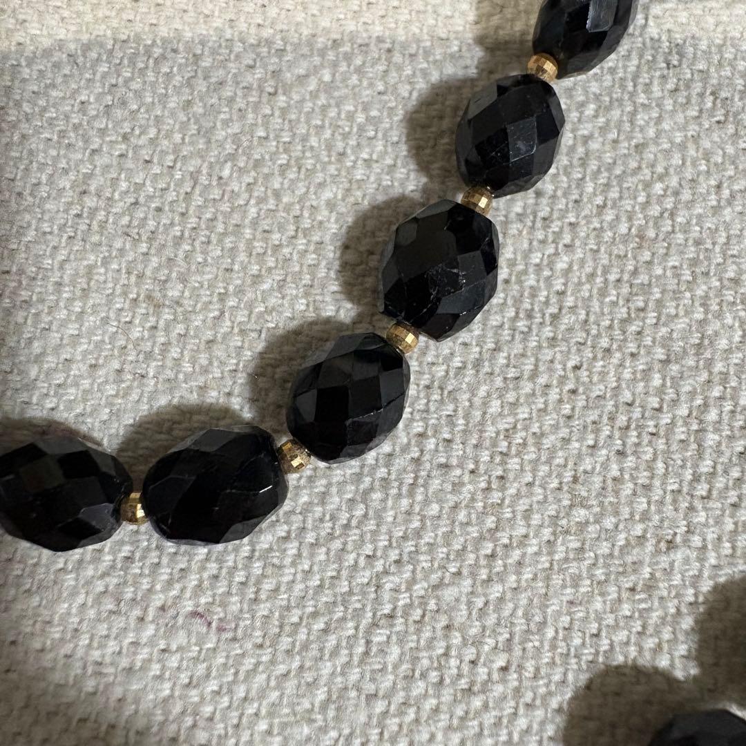 う*\"様 K18刻印　ブラックストーンネックレス