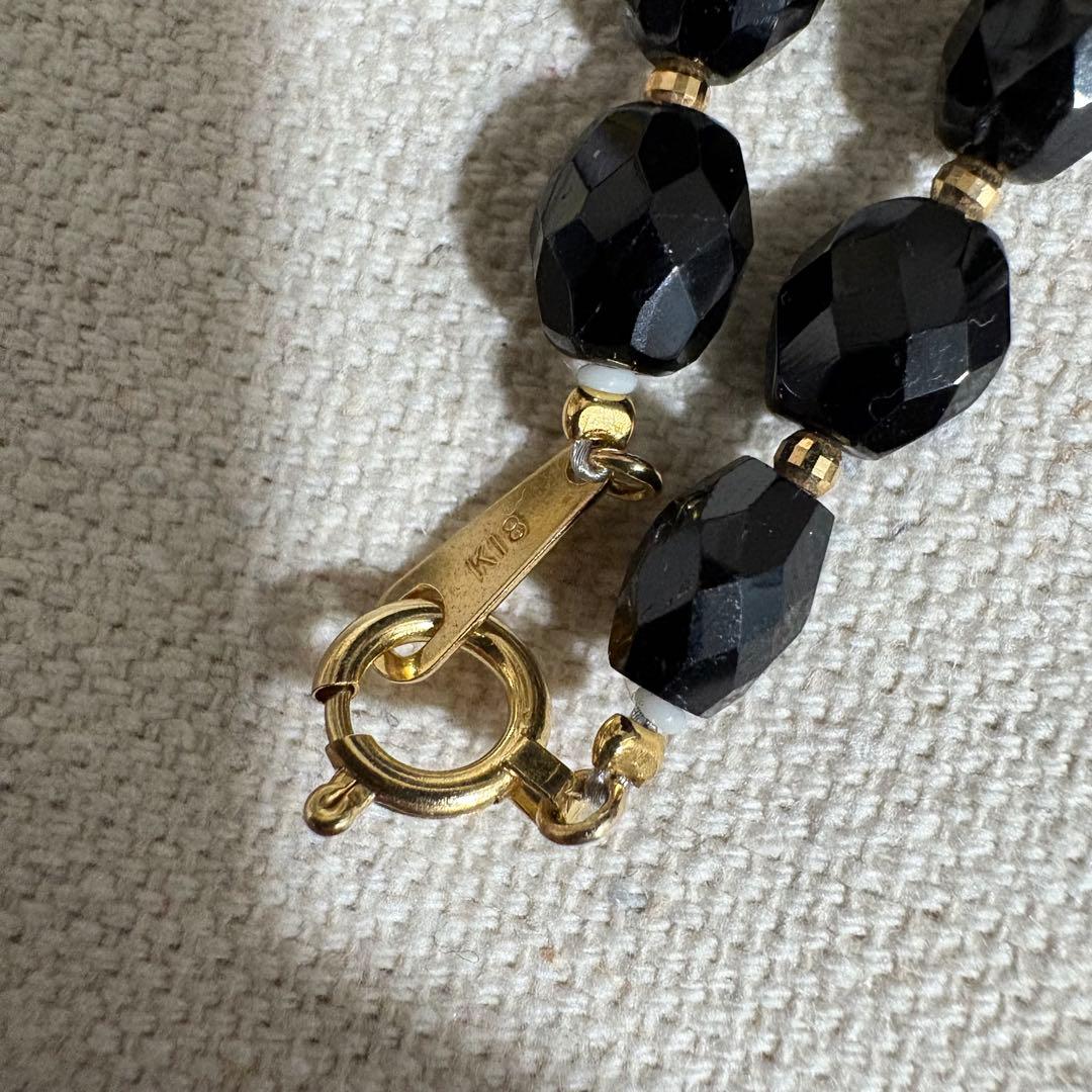 う*\"様 K18刻印　ブラックストーンネックレス