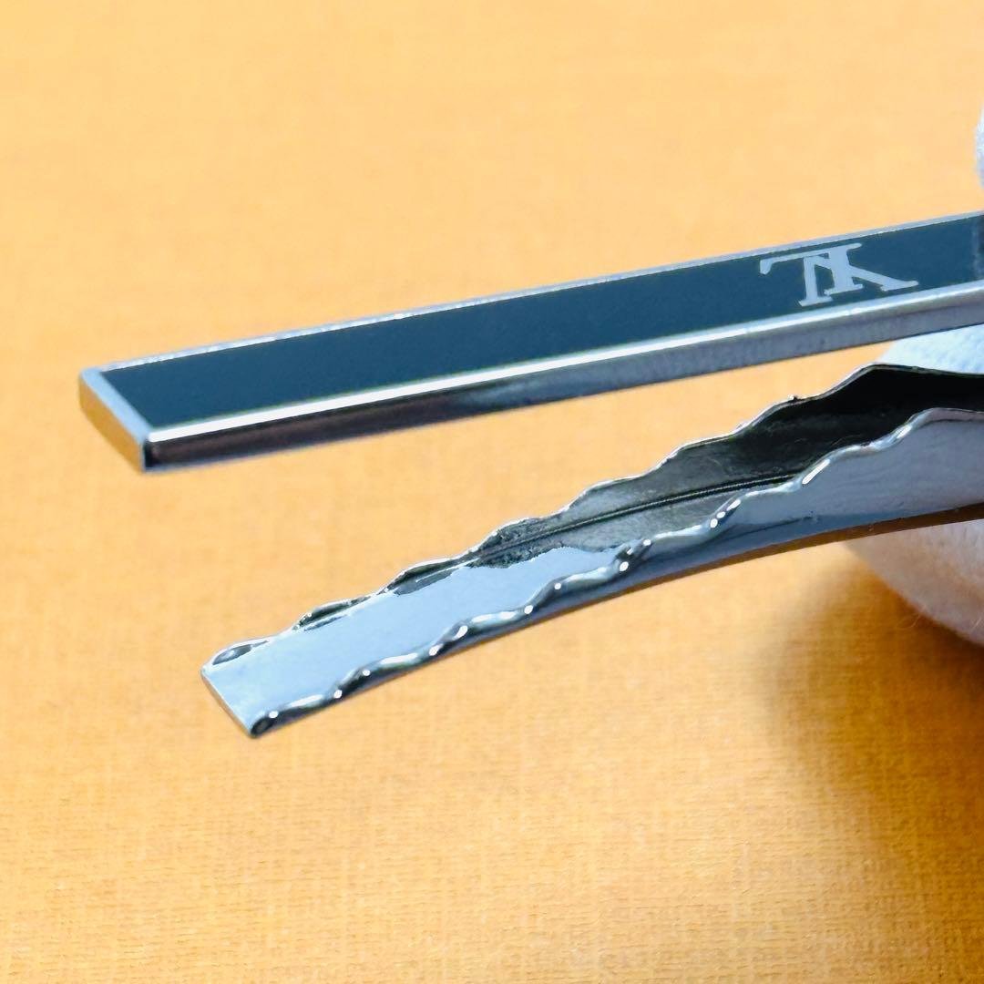 シャンクス様LOUIS　VUITTON　ネクタイピン　LV　アワード　M0091