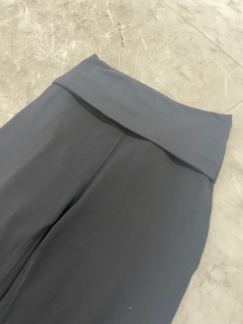 lululemon Groove Nuluフォールドオーバーフレアパンツブラック