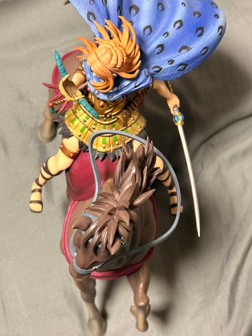 楊端和フィギュア